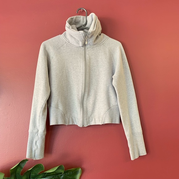 sportek Tops - 💙 Cropped Gray Sportek Zip Up Sweatshirt Size Medium